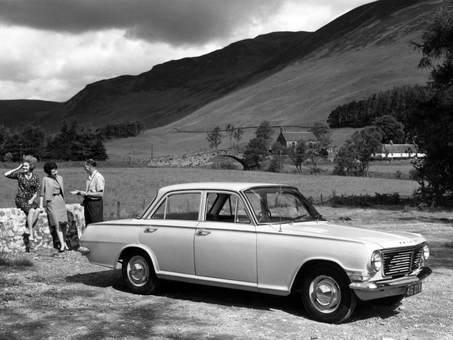  Vauxhall Velox 4-Door Saloon 1962 года  (фото 2 из 3)